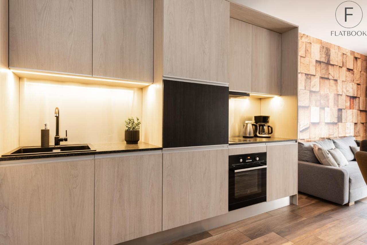 Flatbook - City Center Apartments Brabank With Parking Gdansk Ngoại thất bức ảnh
