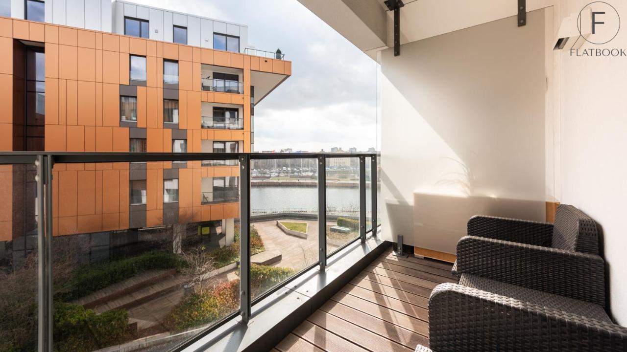 Flatbook - City Center Apartments Brabank With Parking Gdansk Ngoại thất bức ảnh